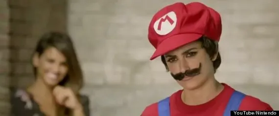 Penelope Cruz | Μεταμορφώθηκε σε Super Mario για το Nintendo