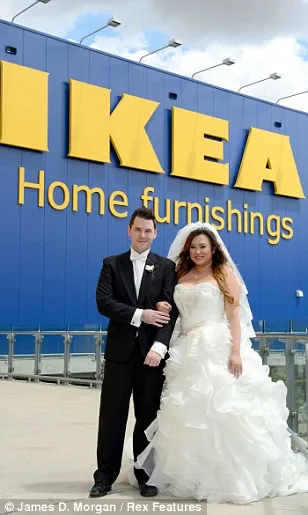 Αυστραλία | Γάμος μέσα στο IKEA! [photos] 