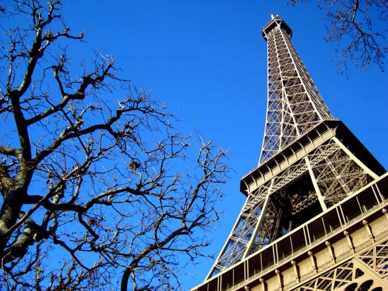 Εκκενώθηκε ο Πύργος του Άιφελ στο Παρίσι!
