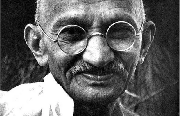 Gandhi: Tα 10 καλύτερα quotes του! (Λίστα)