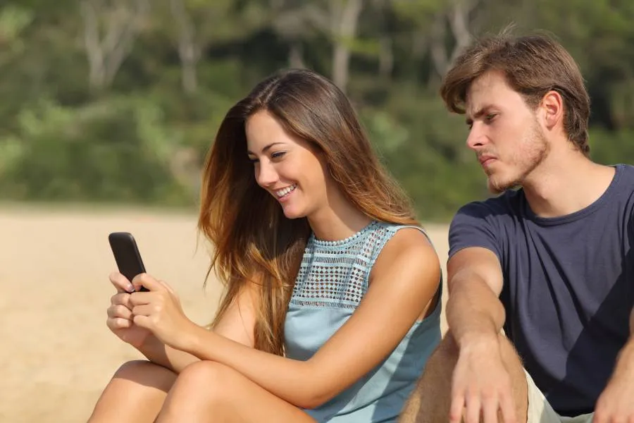 Επηρεάζει το κινητό την σχέση σας;