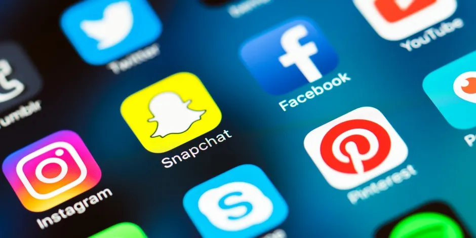 Facebook και Instagram: Τι αλλαγές έρχονται για τους χρήστες κάτω των 18;