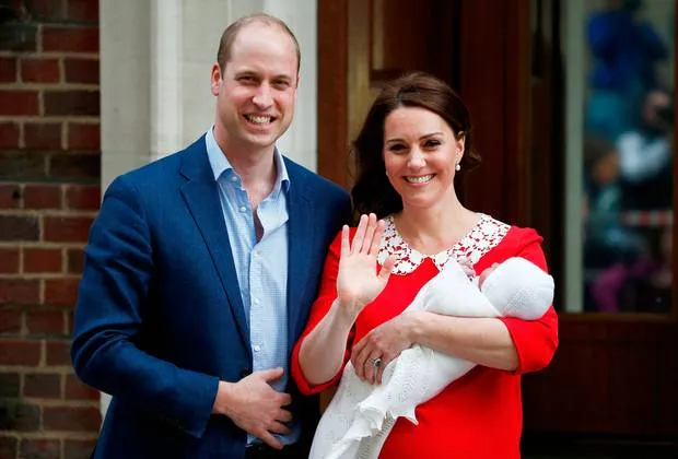 Ανακοινώθηκε το όνομα του νεογέννητου πρίγκιπα της Βρετανίας και είναι αυτό! (photo)