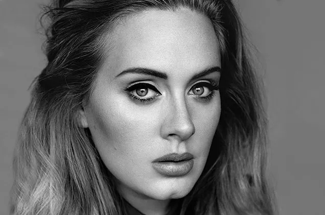 Η Adele έγινε 30 ετών και το γιόρτασε με τον κατάλληλο τρόπο! (video)