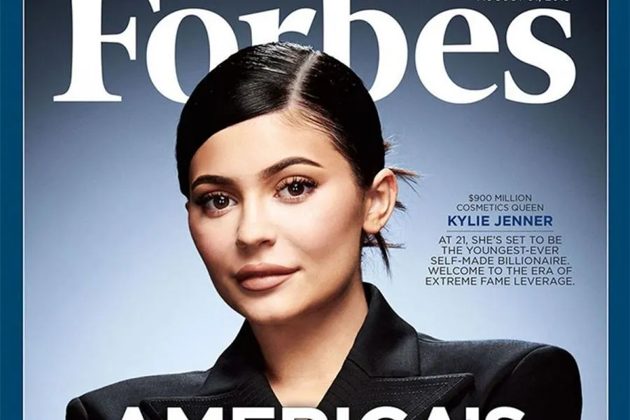 Ένα σχόλιο στο Twitter τα «βάζει» με το Forbes για την αυτοδημιούργητη Kylie Jenner! (photo)