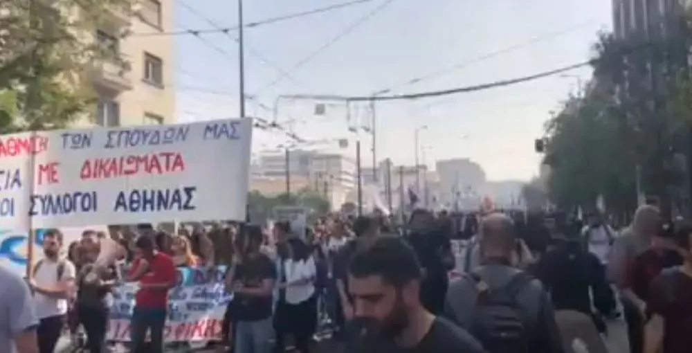 Κλειστοί οι δρόμοι στο κέντρο της Αθήνας λόγω φοιτητικής πορείας