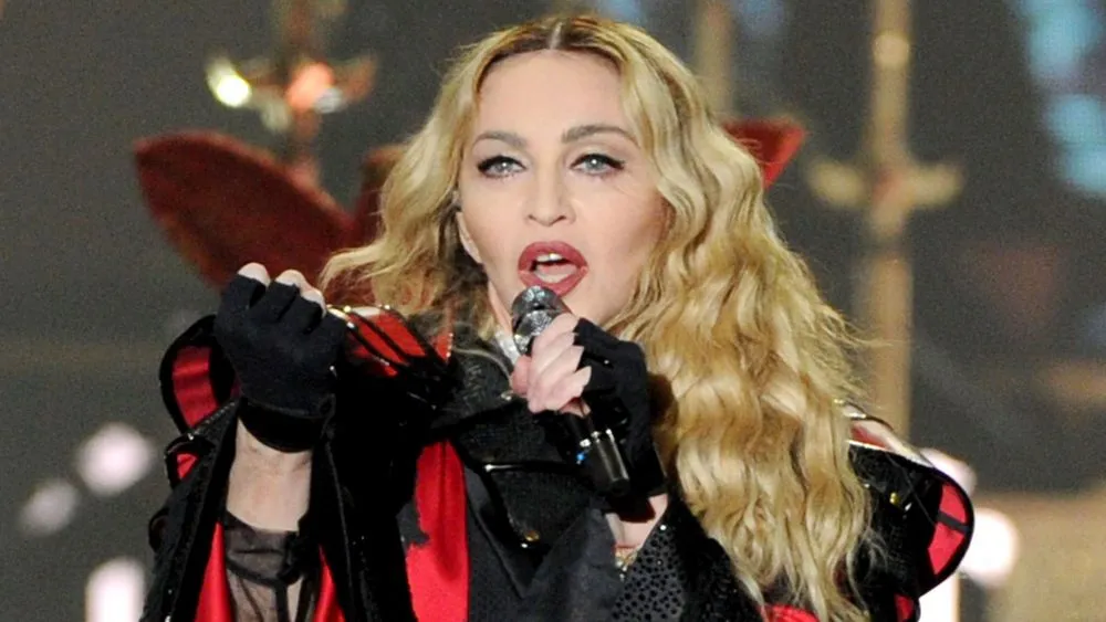 Η Madonna επιστρέφει με τον δίσκο 