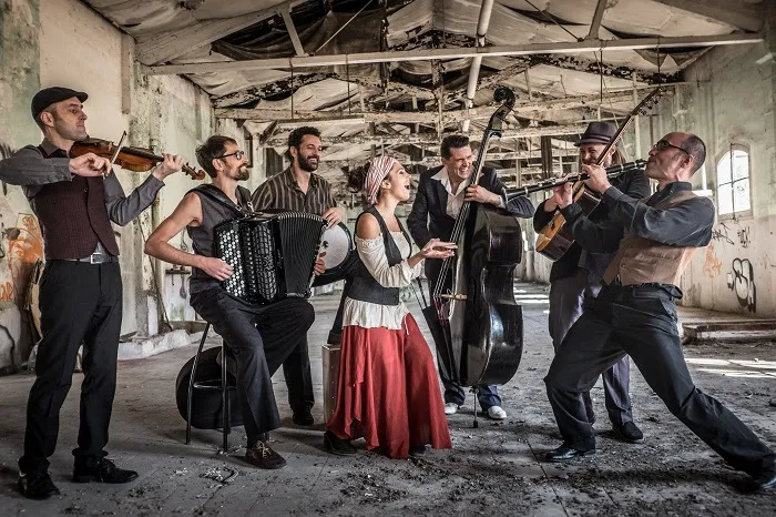 Οι Barcelona Gipsy Balkan Orchestra έρχονται στην Τεχνόπλη τη Δευτέρα 2 Σεπτεμβρίου