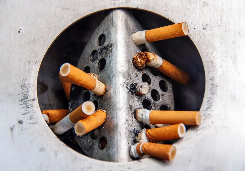 Σε ποιους χώρους απαγορεύεται πλέον το κάπνισμα;